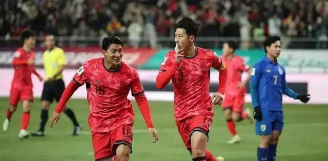 关于韩国队团结一致，实力充沛备战重大比赛的信息