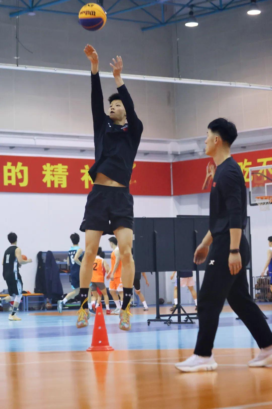 湖北队激烈拼搏，险胜对手晋级之路更宽的简单介绍